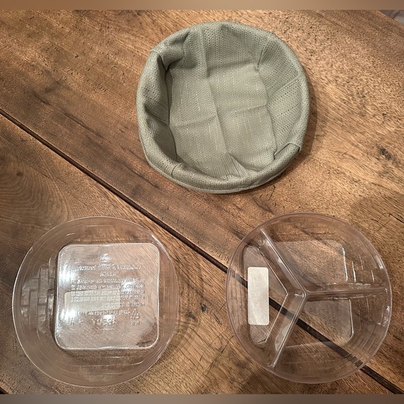 NWOT Longaberger Small 3-Way Catch All Basket with Liners Dated 2001. - Picture 5 of 5